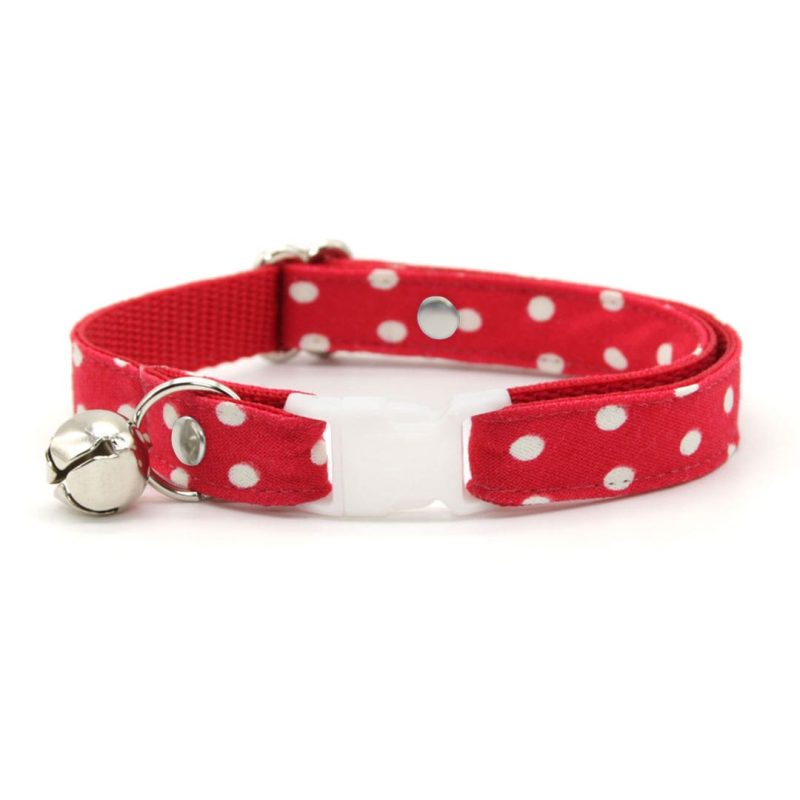 GlowInTheDark PolkaDot Red Collar2copy min